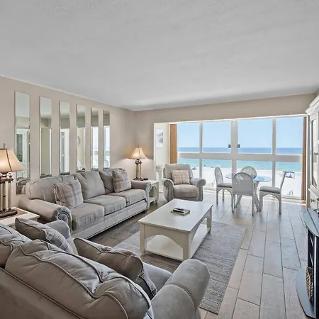 Edgewater West 31 Villa